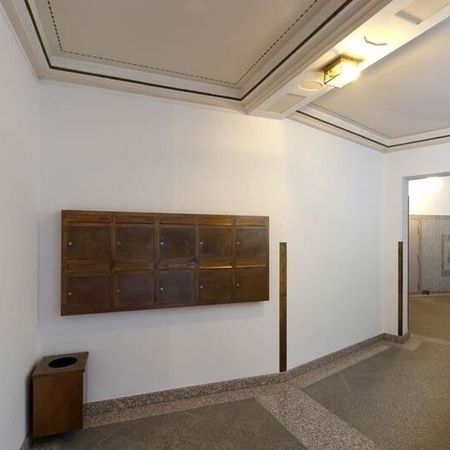 Weinstraße 4, München