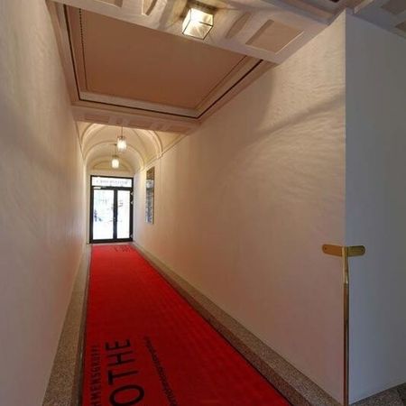 Weinstraße 4, München